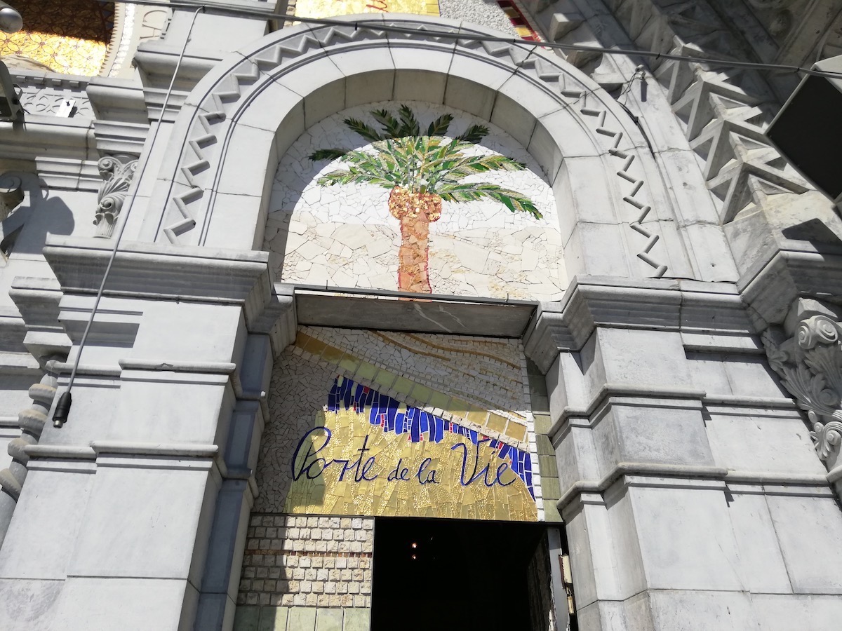 Arte, Marko Ivan Rupnik, Lourdes, Basílica de Nossa Senhora do Rosário, Porta da Vida