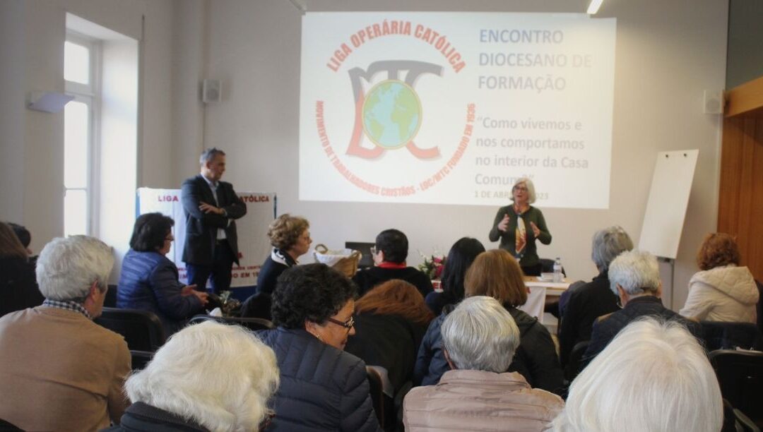 “Queremos continuar a defender o estado social e aprender a rezar a vida”