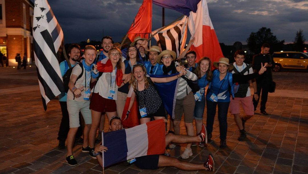 Franceses que vêm à JMJ são ricos, conservadores e muito praticantes