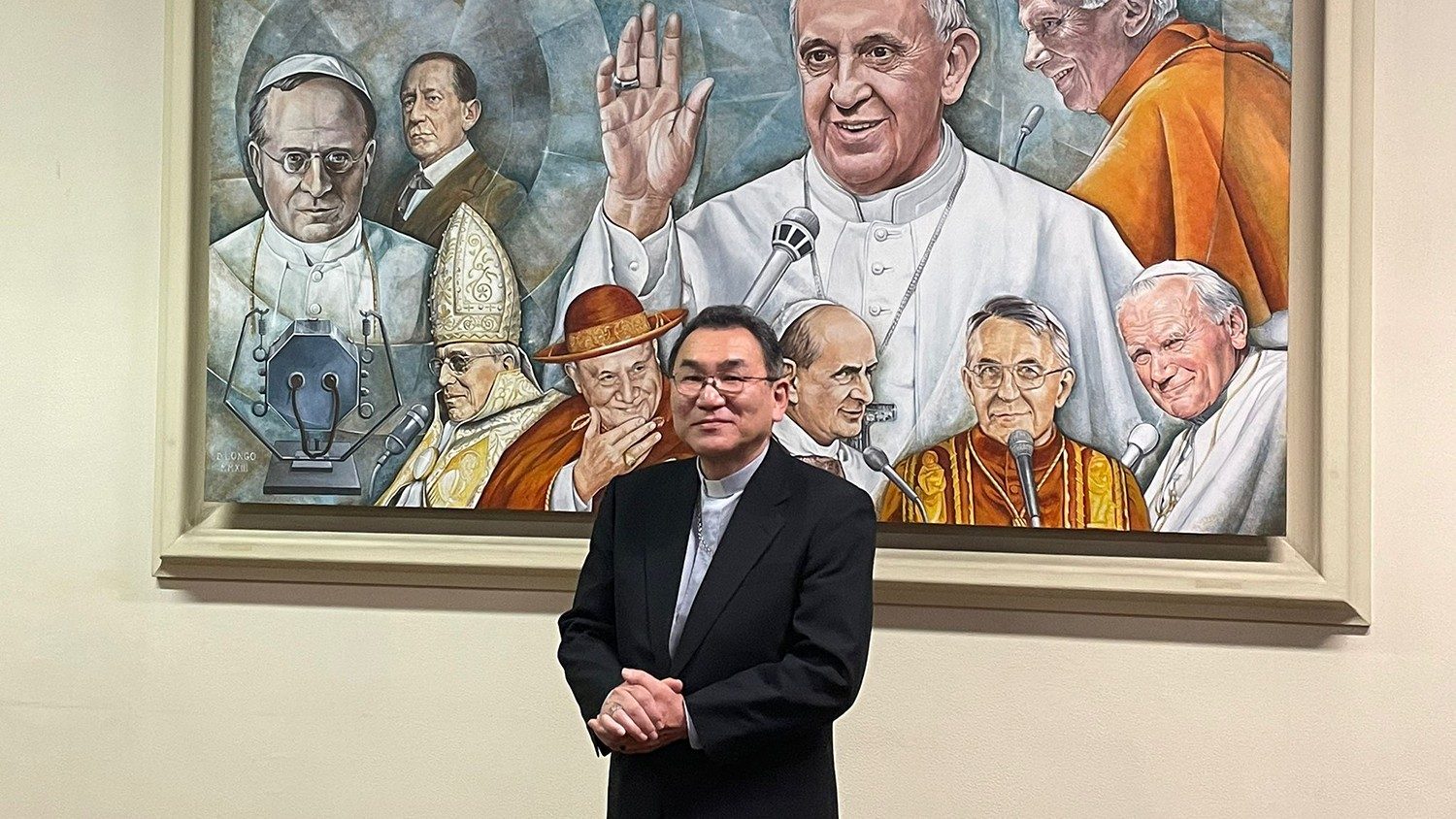 O arcebispo Kikuchi na Sala Marconi da sede da Rádio Vaticana. Foto © Vatican Media