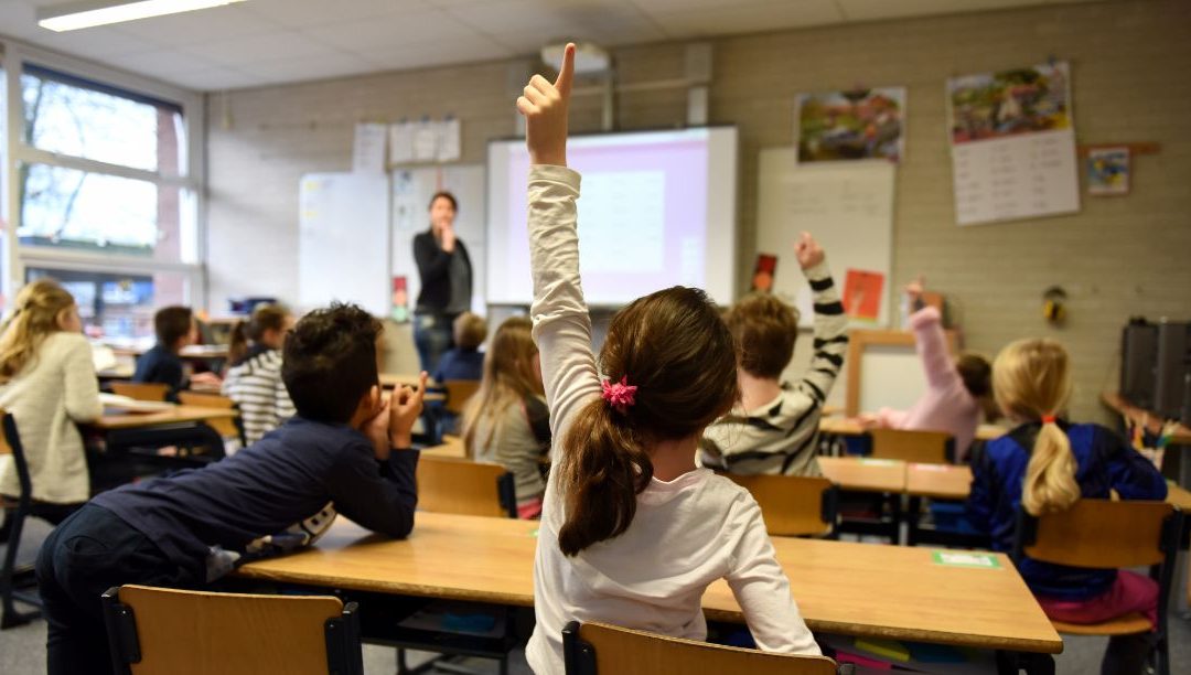 Disciplina de Moral perdeu mais de 122 mil alunos em dez anos