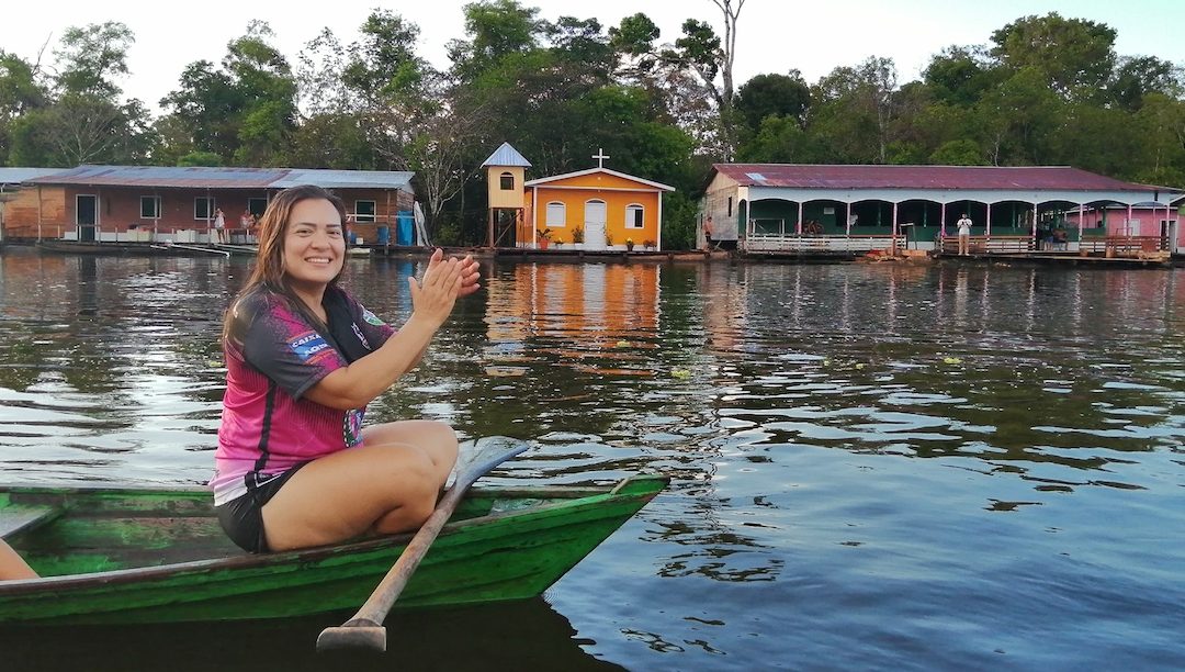 Amazónia, uma Igreja de canoa à procura de remadores