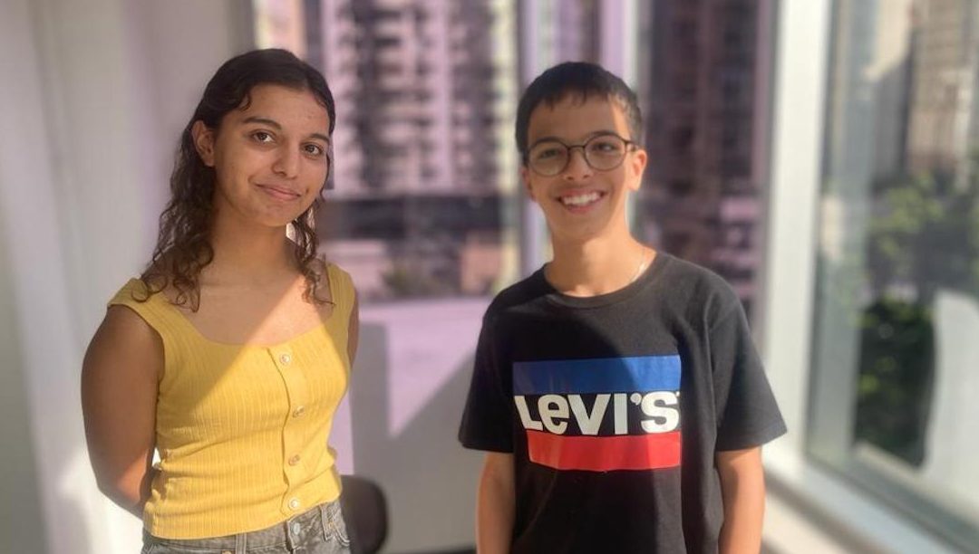 O entusiasmo de Carolina e Manuel, que vêm de Macau para ver o Papa