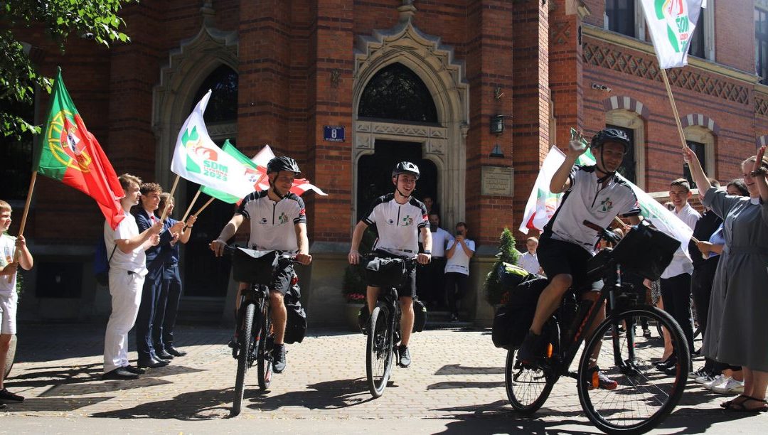Peregrinos já pedalam rumo à JMJ, e o Papa poderá pedalar de volta ao Vaticano