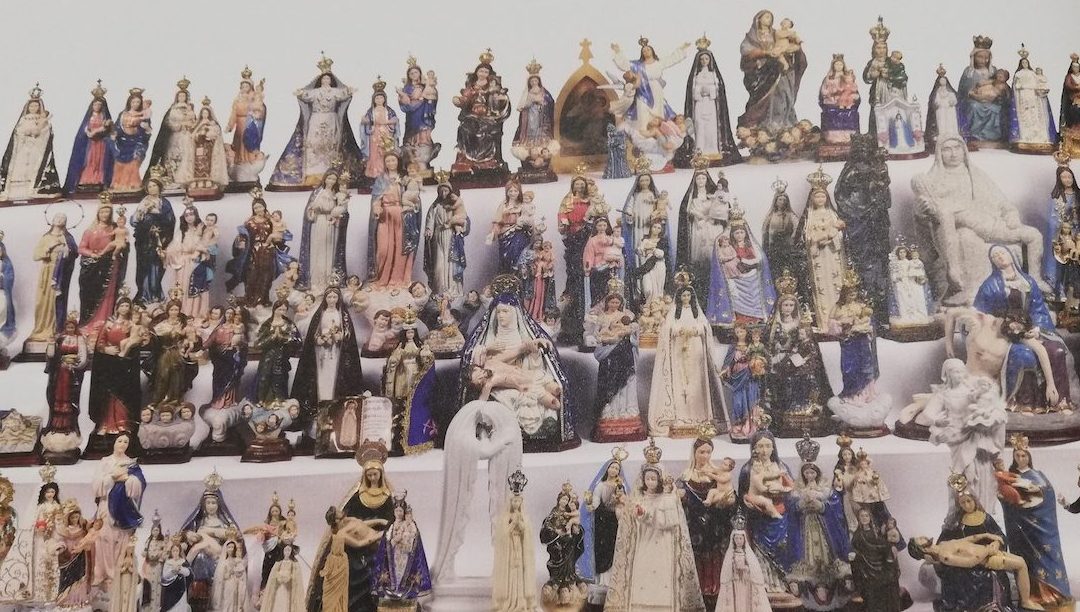 Costa oferece ao Papa 124 santuários marianos
