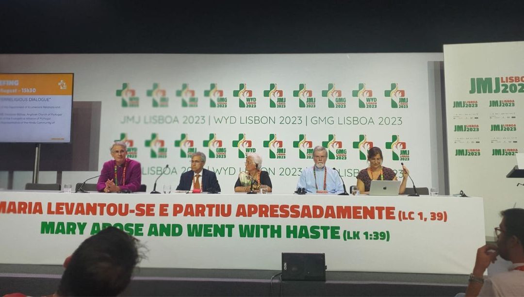 O “encontro de amigos” em que o Papa se emocionou