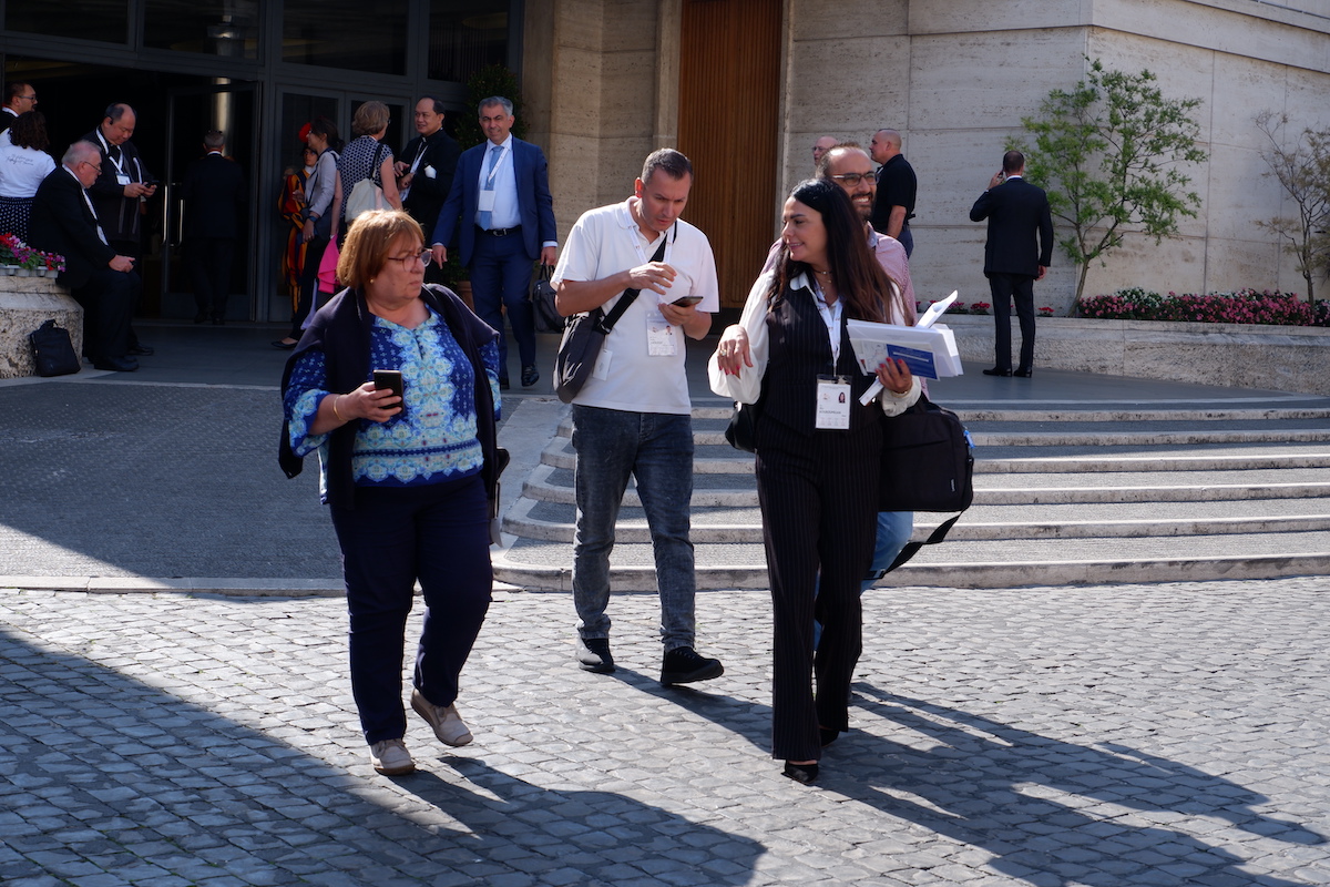 Mulheres, Sínodo, Sinodalidade, Igreja Católica