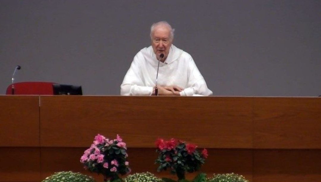 Vaticano publica meditações de Radcliffe no retiro pré-Sínodo