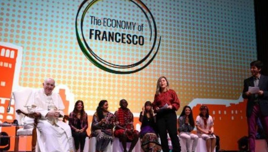 “A economia que mata, que exclui, que polui, que produz a guerra, não é economia”