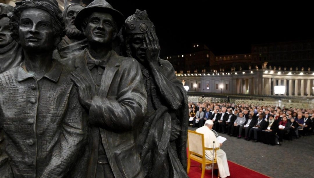Sínodo escreve carta aos católicos e Papa pede rotas “seguras” para migrantes