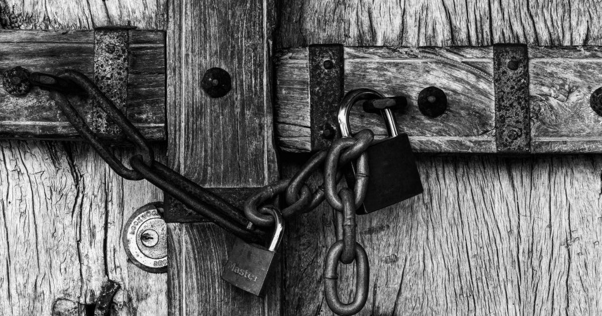 tirania a incapacidade de livres gerarem livres