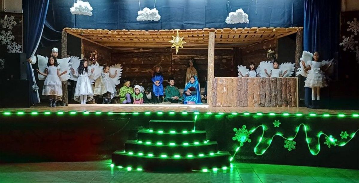 Crianças da comunidade católica na Mongólia encenam peça de Natal, dezembro 2023. Foto Direitos reservados, via Vatican News