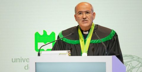 Tolentino Mendonça na cerimónia de doutoramento honoris causa na Universidade de Aveiro, 15 dezembro 2023. Foto © UA (1)