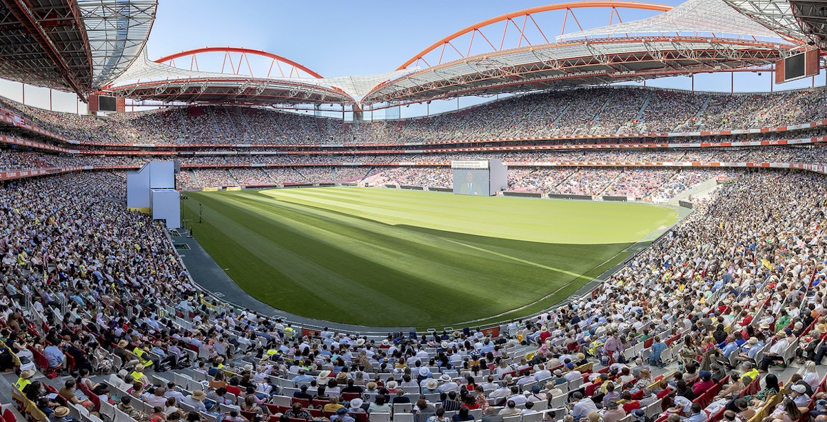 2º Congresso Internacional das Testemunhas de Jeová, no Estádio da Luz, em 2019, com o tema “O amor nunca acaba”. Foto © Associação das Testemunhas de Jeová
