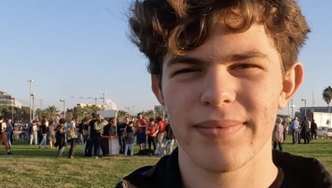 Jovem israelita objetor de consciência é preso pela segunda vez e insiste: “Não há solução militar para o conflito”
