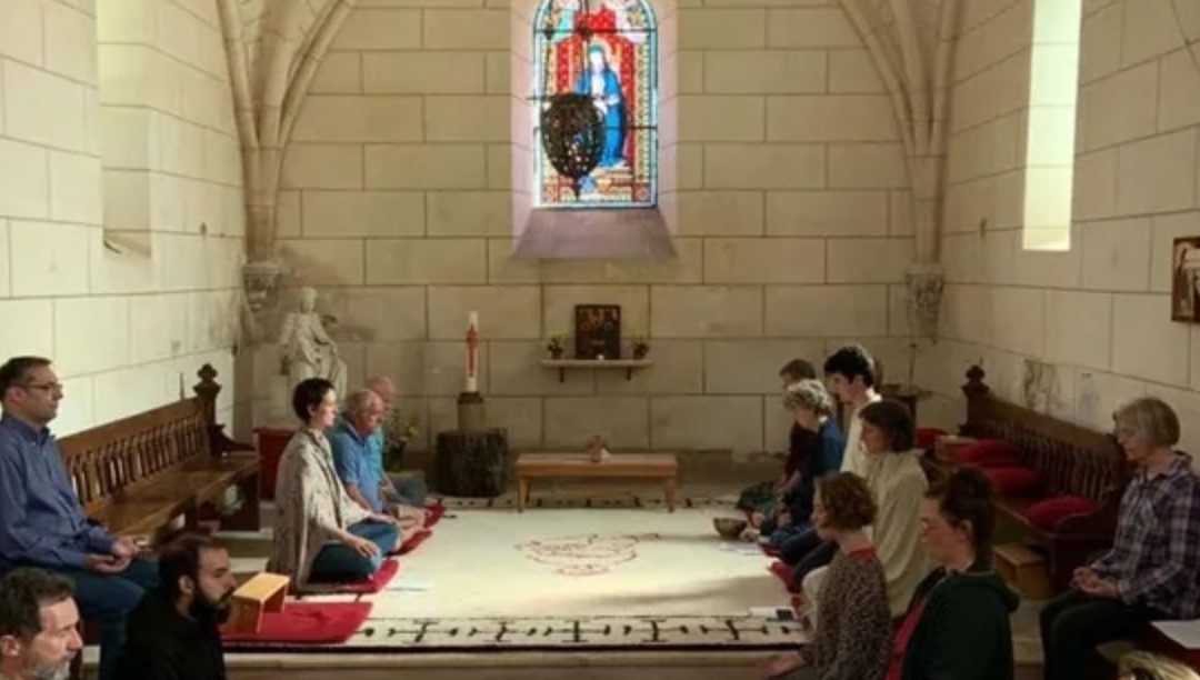 O que é a meditação cristã? Este curso online e gratuito vai ensinar