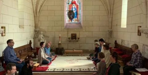 O que é a meditação cristã? Este curso online e gratuito vai ensinar Grupo de meditação cristã. Foto Comunidade Mundial para a Meditação Cristã
