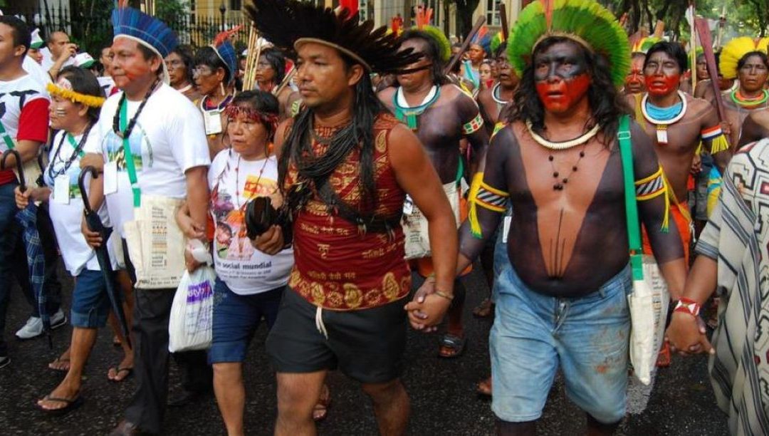 Lá longe, bem longe: um Fórum Social Mundial para sair para a cidade