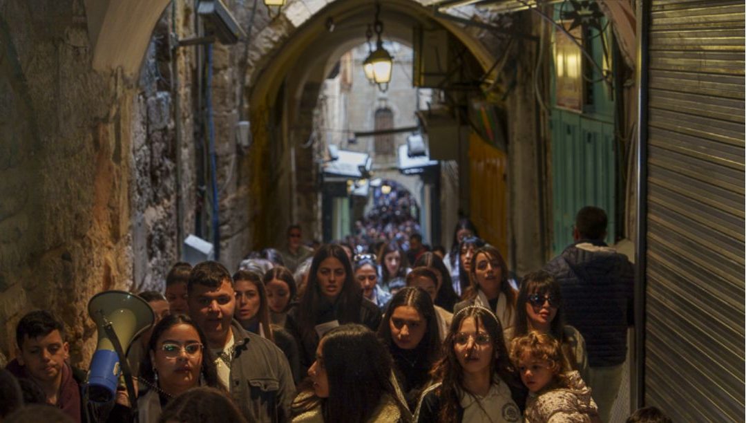 Bispos pedem aos católicos fundos para apoiar crentes da Terra Santa