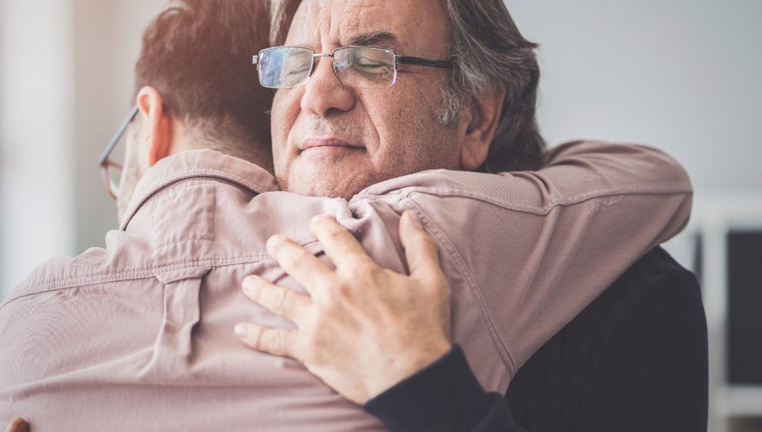 No Dia do Pai, “ousemos” ir além dos “gestos impostos pela sociedade”