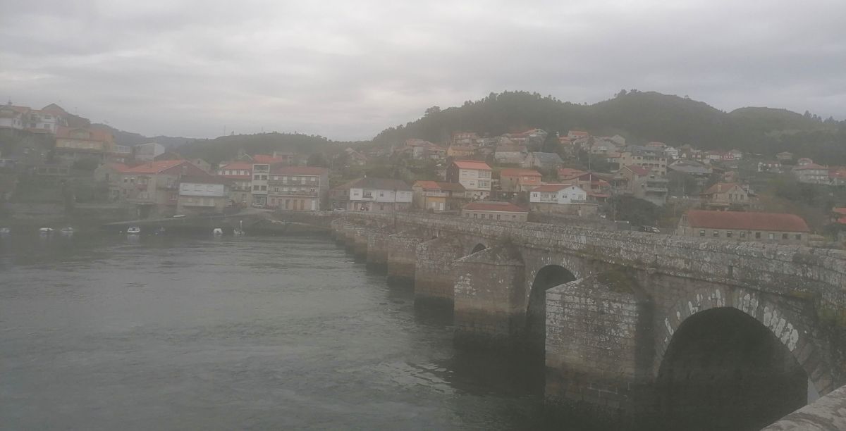 Ponte Sampaio, caminho de Santiago. Foto Cláudio Louro