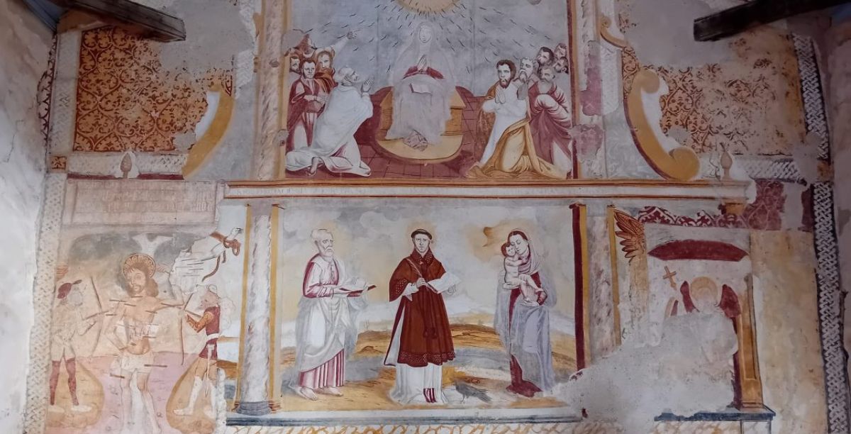 As pinturas murais da Capela do Senhor da Fraga, em Castro Vicente, Mogadouro. Foto © DR As pinturas murais da Capela do Senhor da Fraga, em Castro Vicente, Mogadouro. Foto © DR