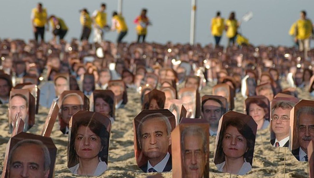 Perseguição às mulheres bahá’ís no Irão intensifica-se