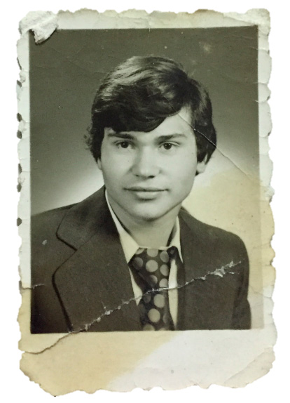 Fernando Giesteira tinha 18 anos quando foi baleado no dia da revolução.