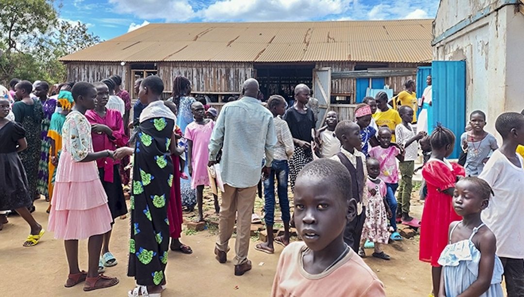 Fundação Ajuda à Igreja que Sofre lança campanha de auxílio aos refugiados do Sudão