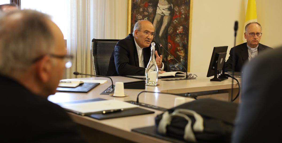 Cardeal Tolentino Mendonça em encontro com bispos portugueses duramte visita ad limina, 22 maio 2024. Foto agência ecclesia