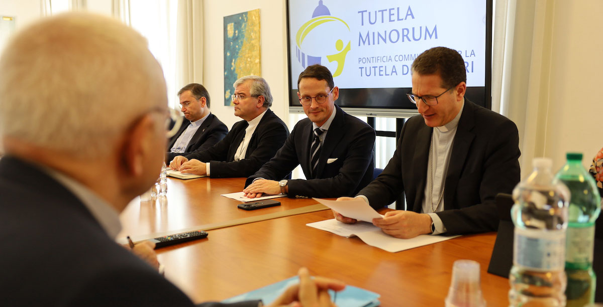 Bispos portugueses partilharam o caminho feito em Portugal com a Comissão Pontifícia de Proteção de Menores. Foto © PR/Agência Ecclesia