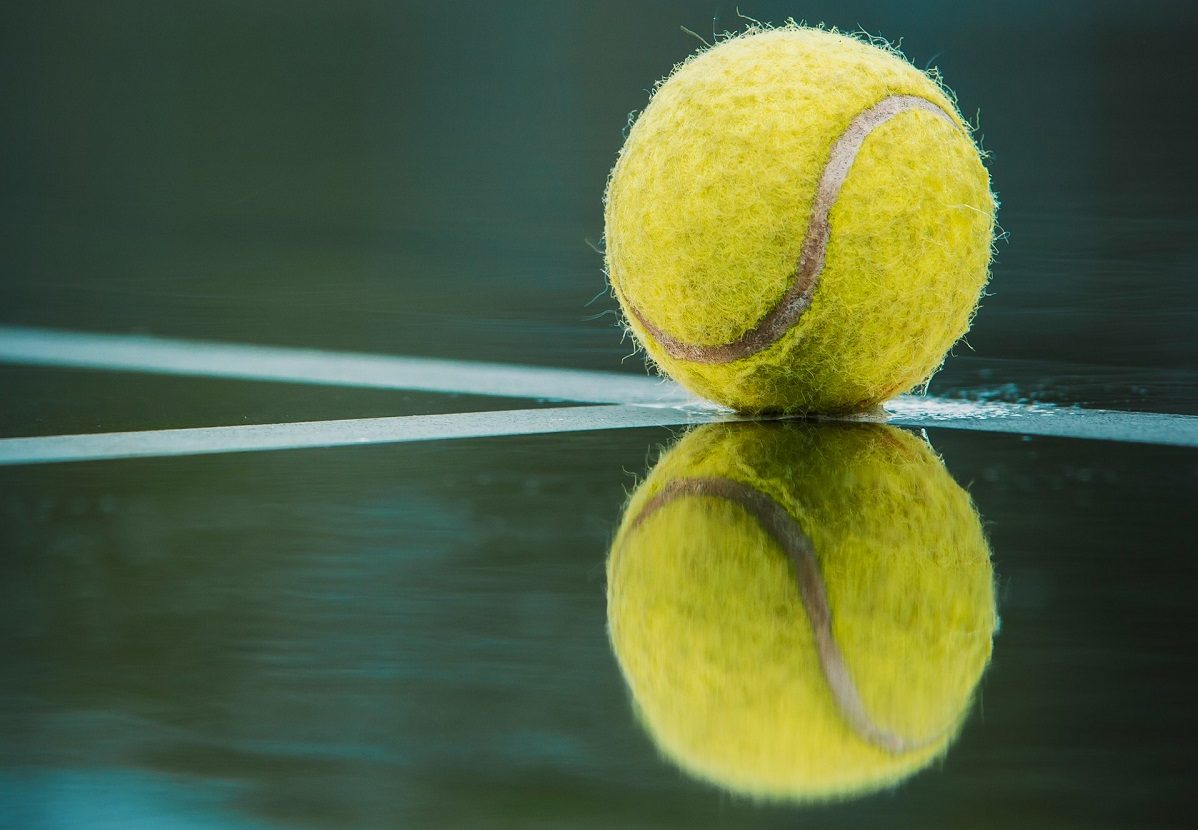 Desporto. Bola de ténis