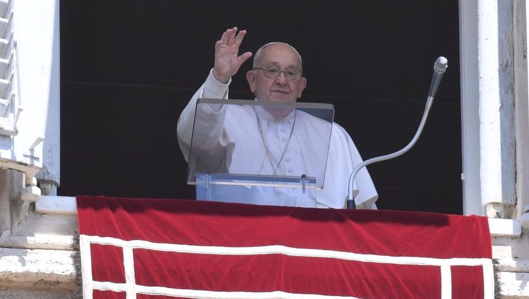 Papa oferece mediação para troca de prisioneiros entre Ucrânia e Rússia
