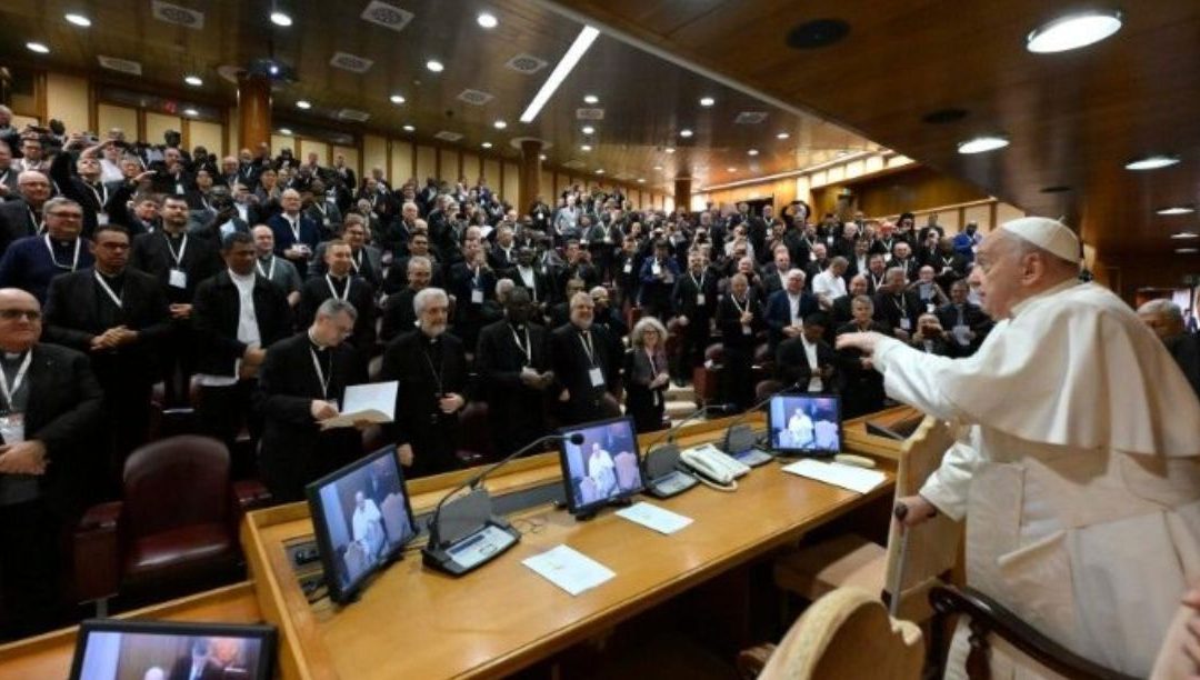 “Se as paróquias não forem sinodais e missionárias, a Igreja também não o será”