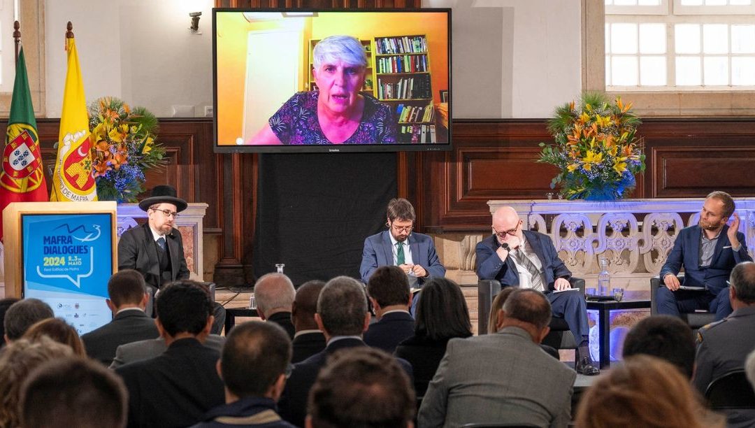 Num mundo em guerra, não basta dizer que “todas as religiões são religiões de paz”