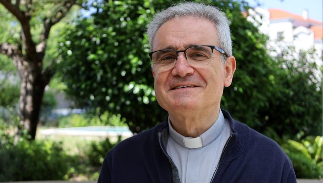 Seminários são “redomas de um mundo” não real e formação tem “lacuna humana”