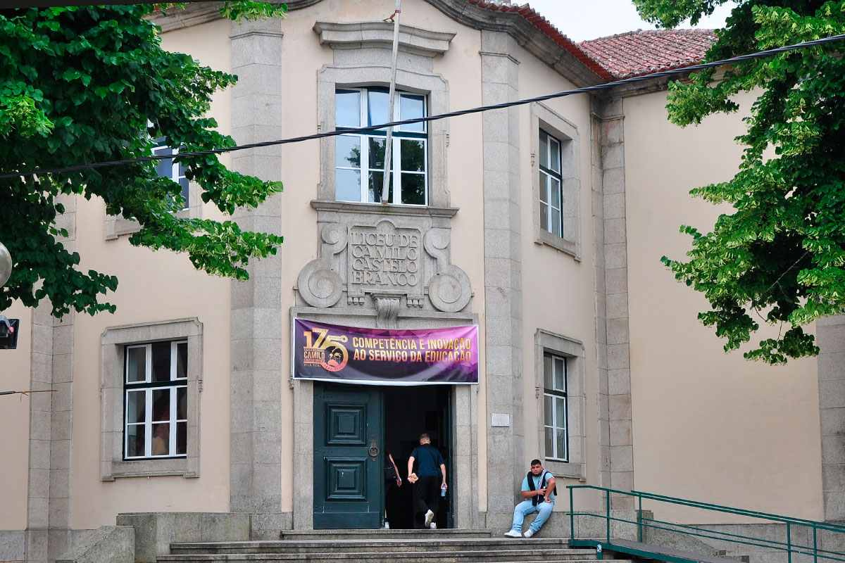 Na Escola Secundária Camilo Castelo Branco, em Vila Real, há 85 alunos estrangeiros. Foto: 7Montes