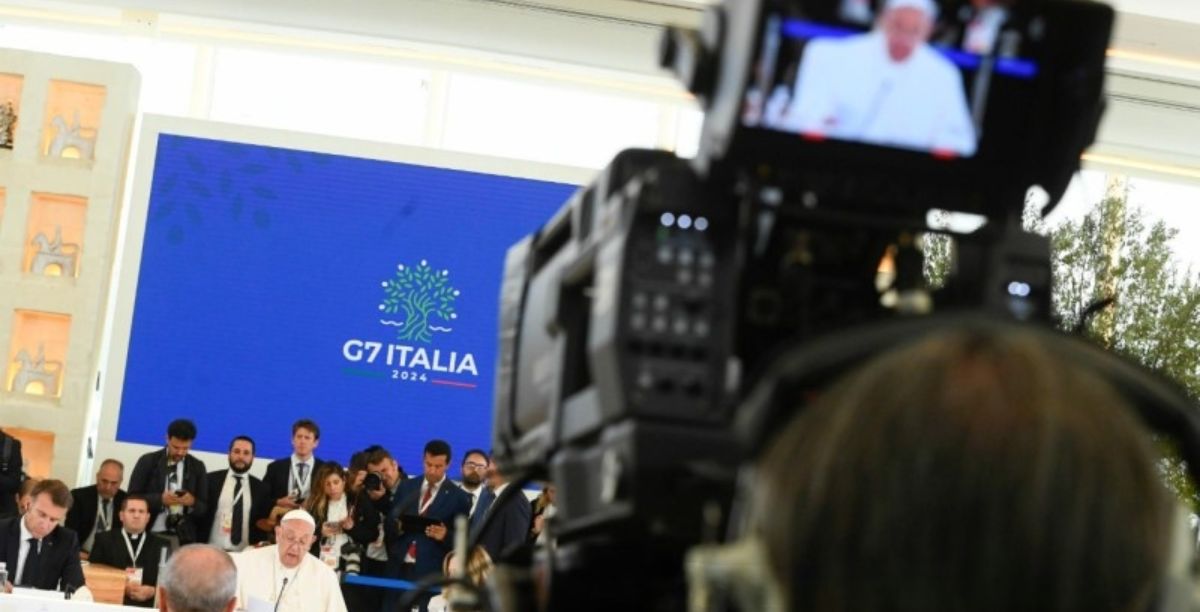 O Papa discursa na reunião do G7, 14 junho 2023. Foto Vatican Media