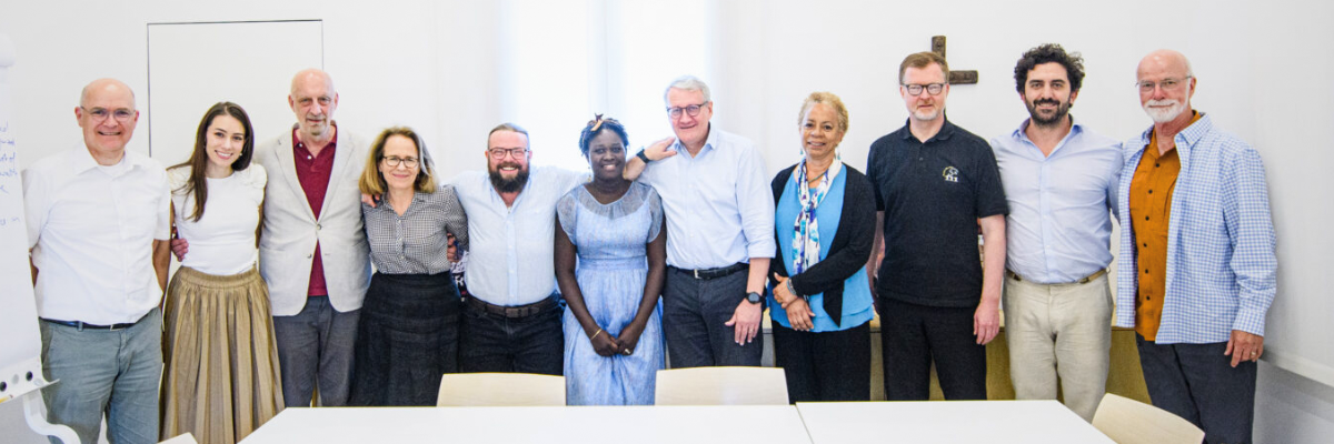 Reunião de sobreviventes de abusos com especialistas da Igreja. Foto Simone PadovaniEnding Clergy Abuse