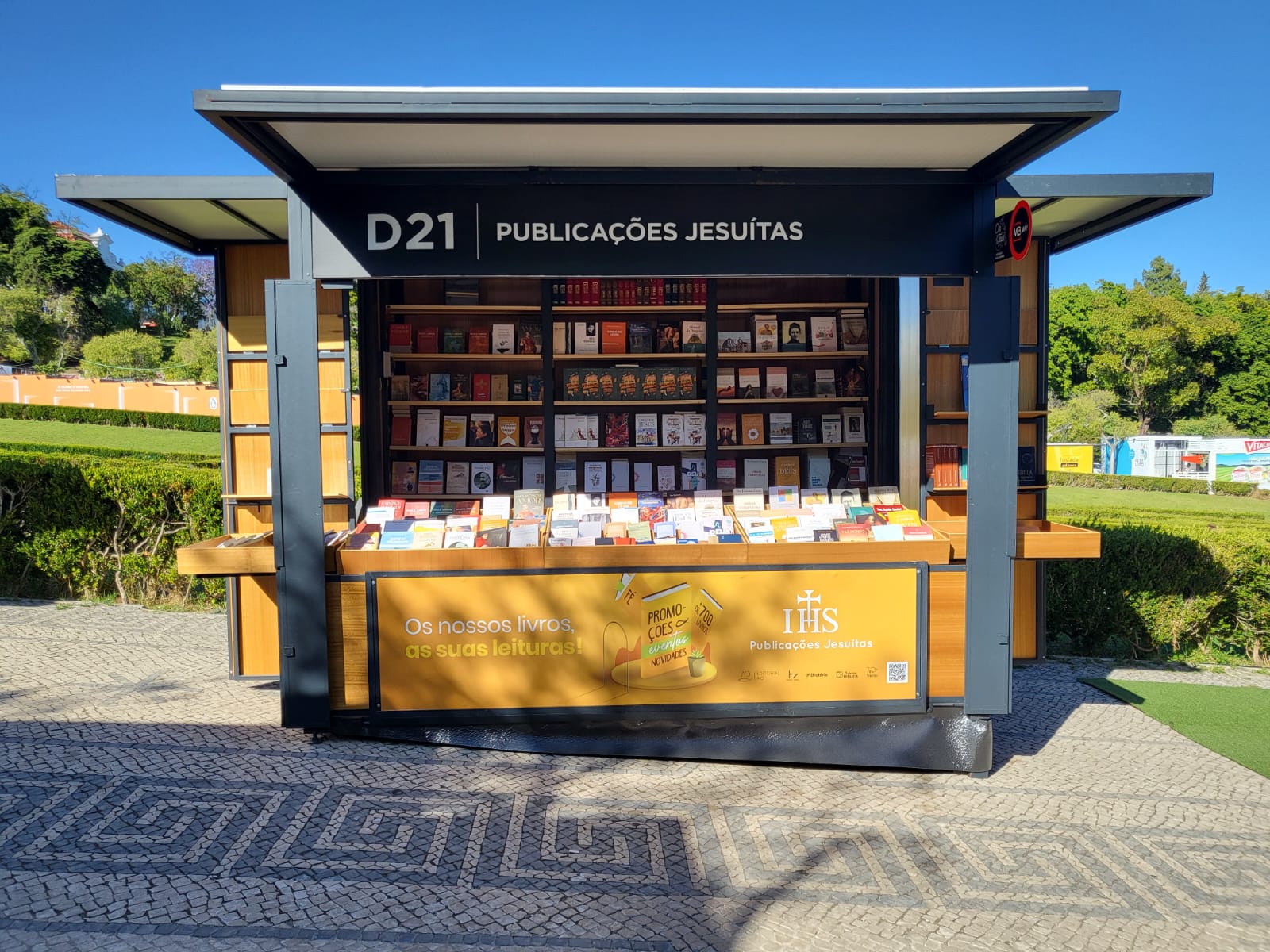 Stand das Publicações Jesuítas na Feira do Livro de Lisboa 2024. Foto Publicações Jesuítas