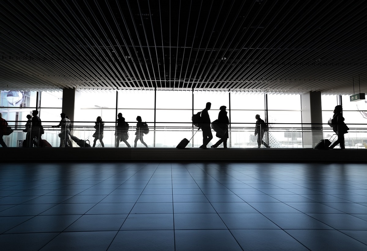 Terminal de aeroporto. Foto © Rudy and Peter Skitterians por Pixabay.