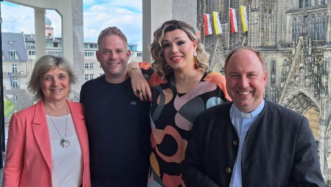 Igreja Católica participa pela primeira vez no festival do orgulho gay de Colónia