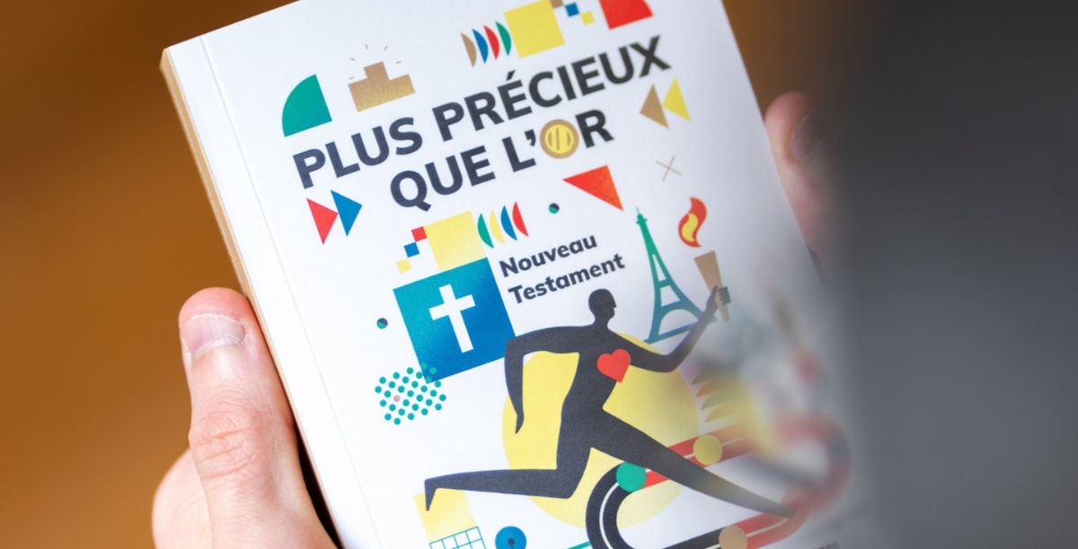 Livro Mais precioso que o ouro. Foto Sociedade Bíblica Francesa (1)