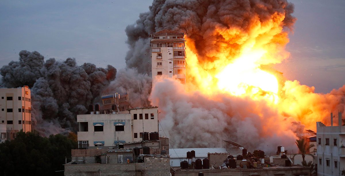 bombardeamentos Gaza Bombardeamentos em zonas civis são cada vez mais frequentes do lado de Israel. Foto © Ashraf Amra | UNRWA
