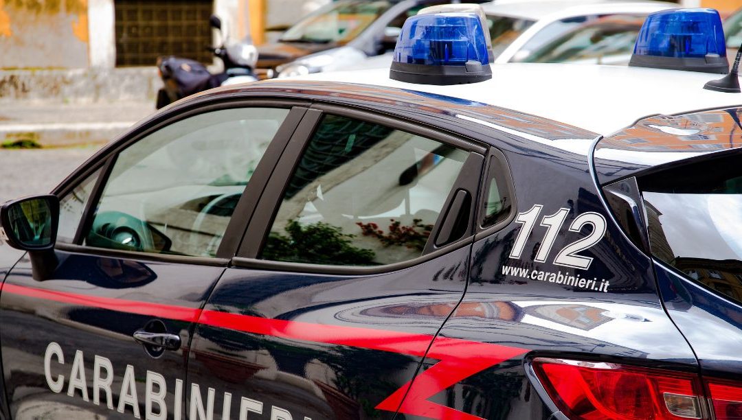 Detido padre italiano com VIH acusado de abusar sexualmente de menores