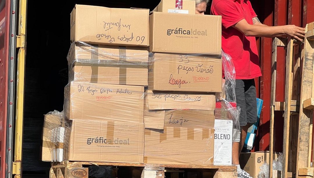 Contentor “recheado de bens” parte de Portugal rumo a Moçambique
