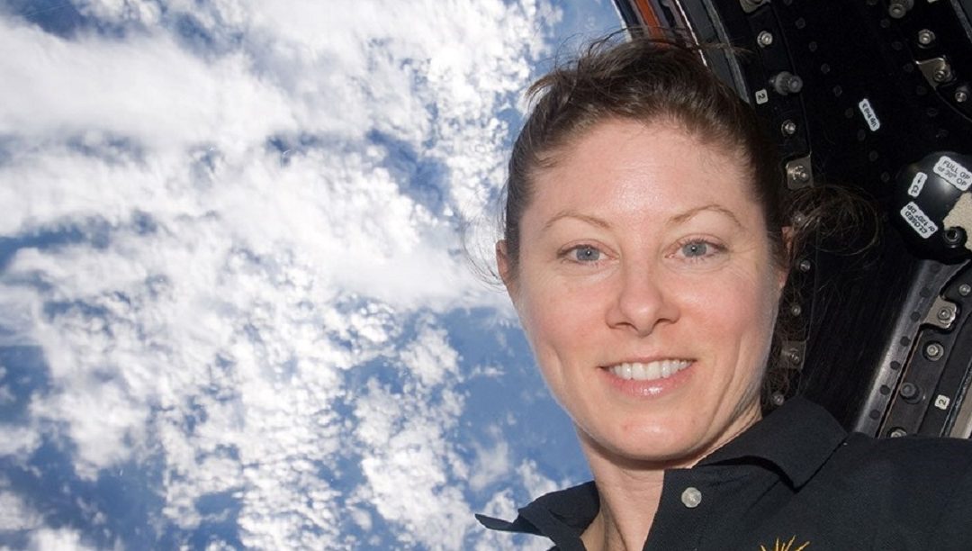 Astronautas da ISS participam no culto da sua comunidade religiosa