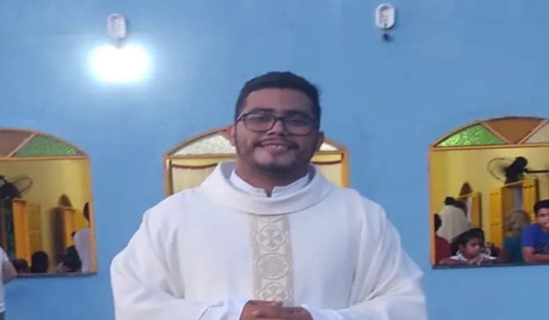 Padre é preso por crimes sexuais contra adolescentes no Brasil