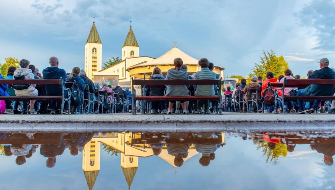 Vaticano aprova culto mariano em Medjugorje, mas não se pronuncia sobre supostas aparições