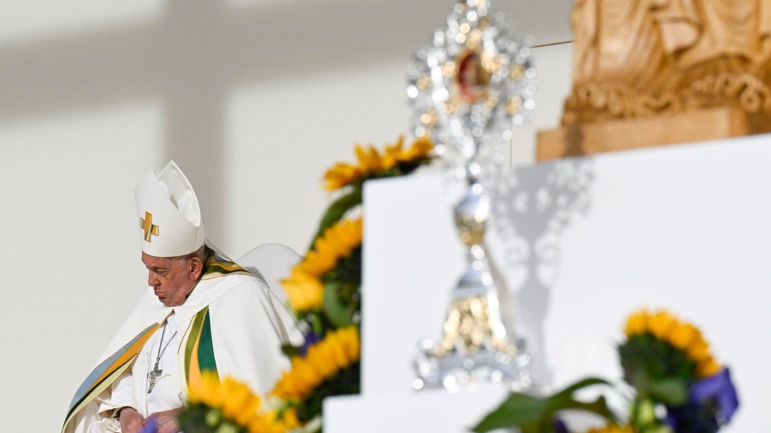 Papa na missa final na Bélgica. Foto © Vatican Media